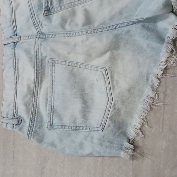 GARAGE  Acid Wash light blue Ripped Denim Jean Shorts. Size 10.. - Picture 9 of 10